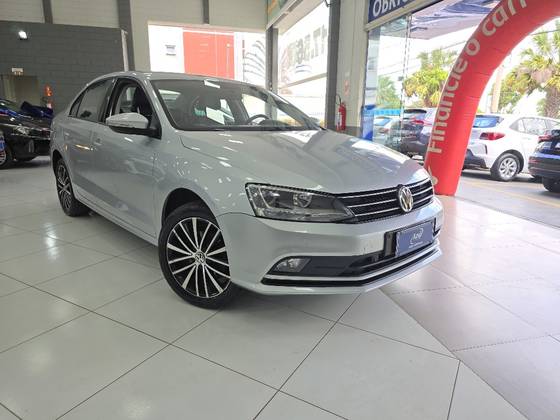 VOLKSWAGEN JETTA 1.4 16V TSI COMFORTLINE GASOLINA 4P TIPTRONIC